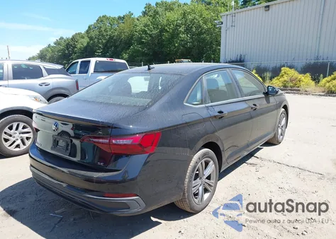 2024 Volkswagen Jetta 1.5T Se из США, поврежденный, VIN 3VW7M7BU9RM098044